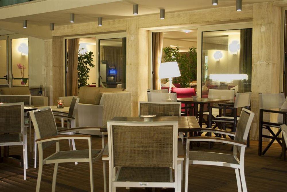 Hotel Ambra Milano Marittima Exterior photo