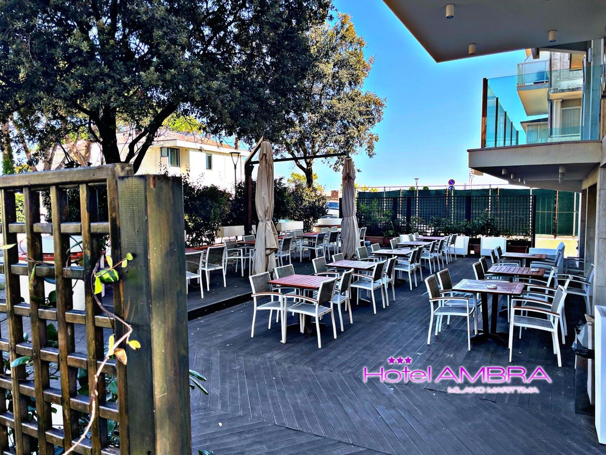 Hotel Ambra Milano Marittima Exterior photo