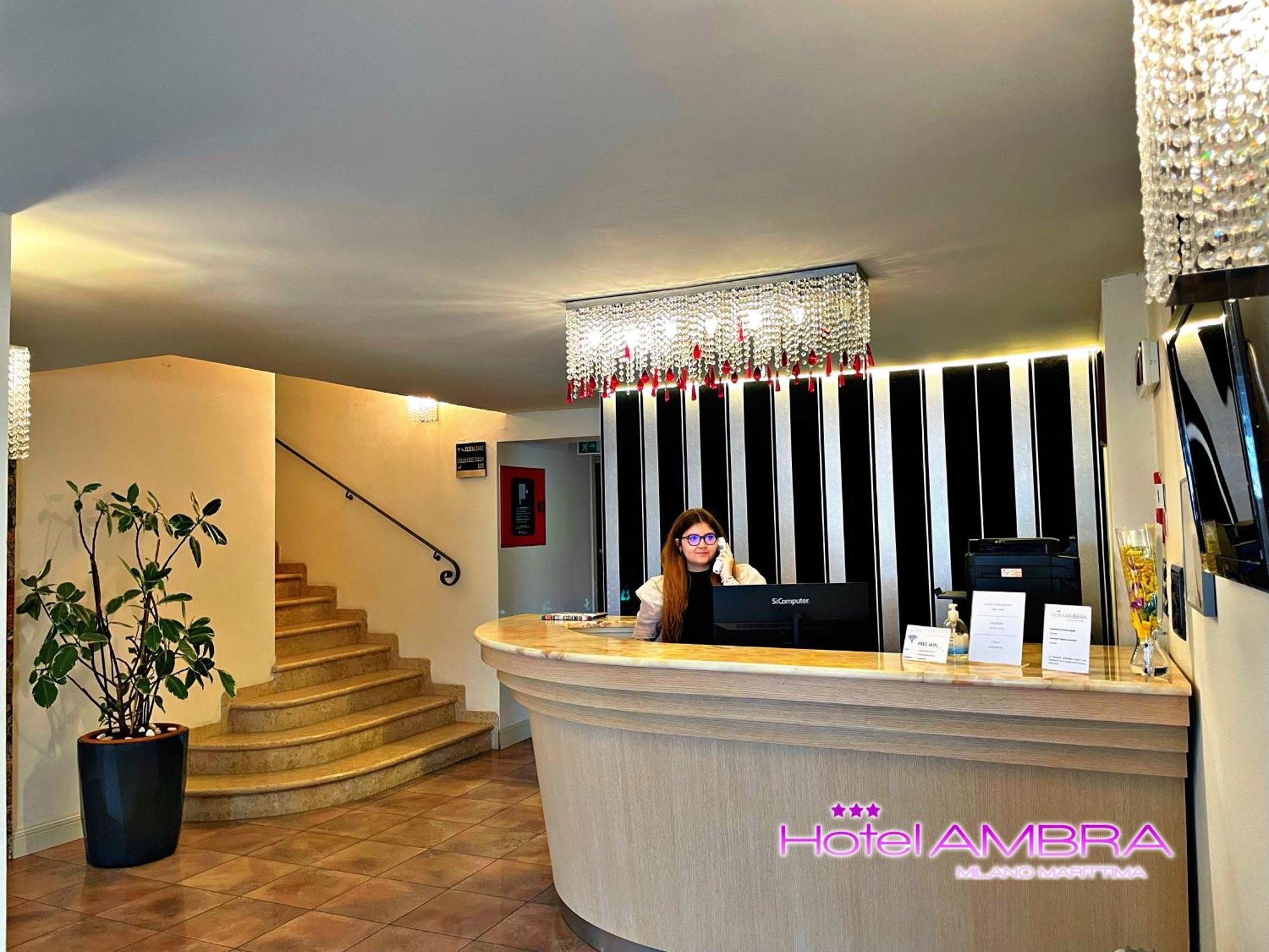 Hotel Ambra Milano Marittima Exterior photo