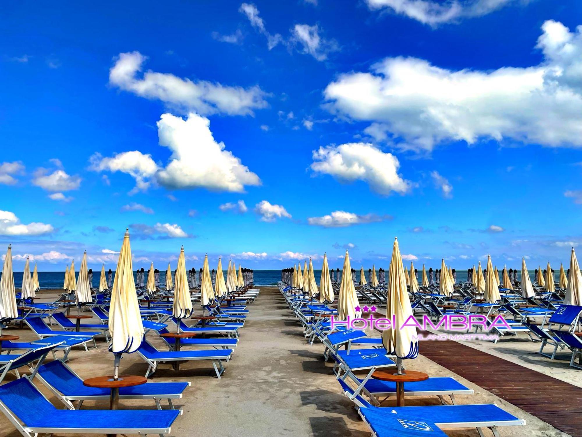 Hotel Ambra Milano Marittima Exterior photo