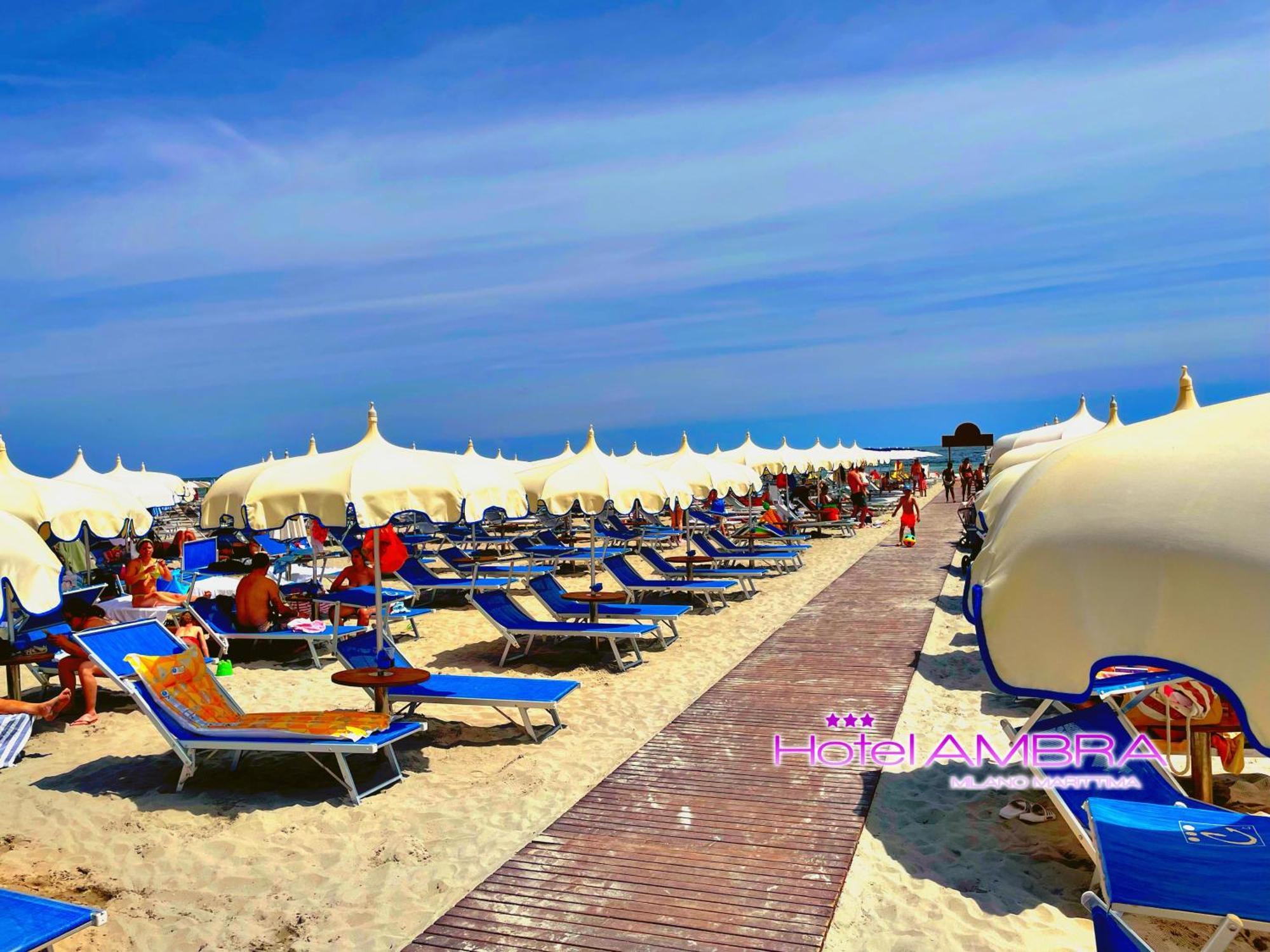 Hotel Ambra Milano Marittima Exterior photo