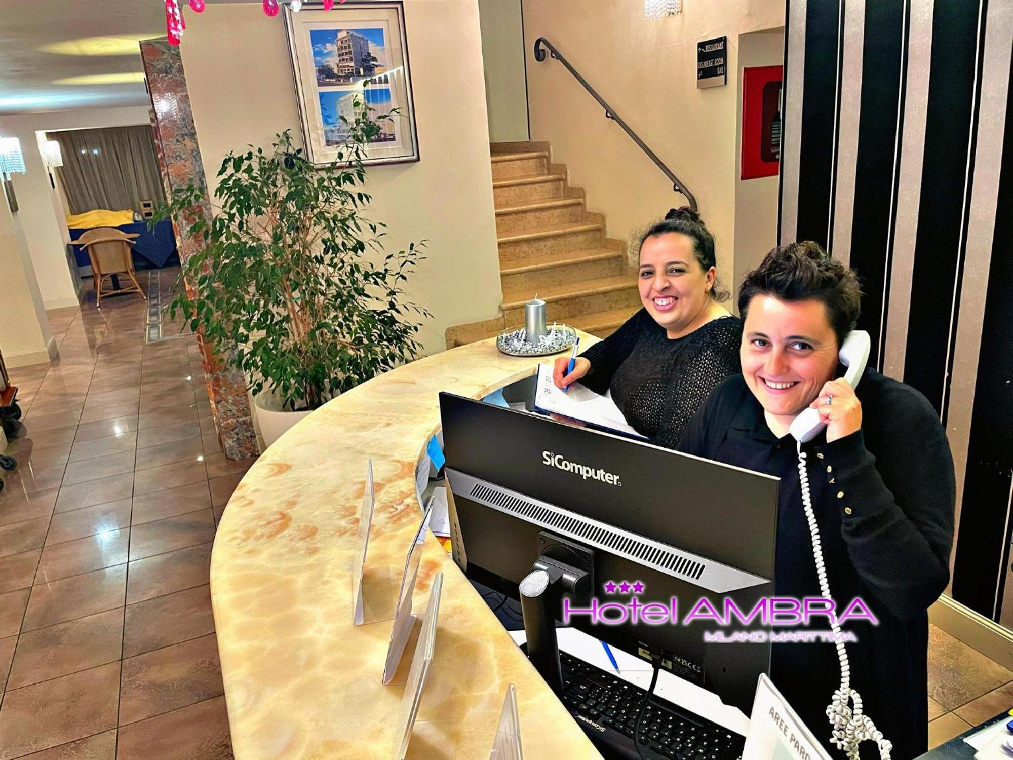 Hotel Ambra Milano Marittima Exterior photo